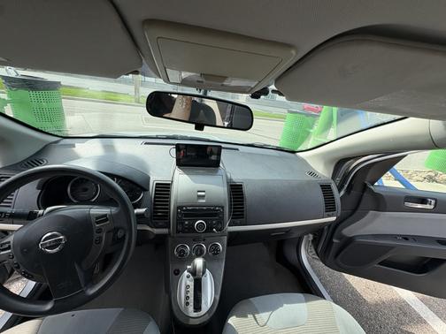 Silver 2012 Nissan Sentra 2.0 S