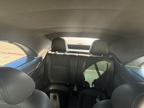 2018 Volkswagen Beetle 2.0T S