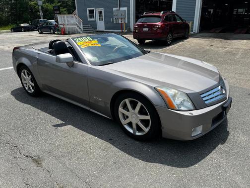 Beige 2004 Cadillac XLR Base
