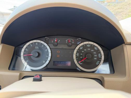 Gold 2011 Ford Escape XLT
