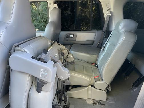 2006 Ford Expedition XLT Sport