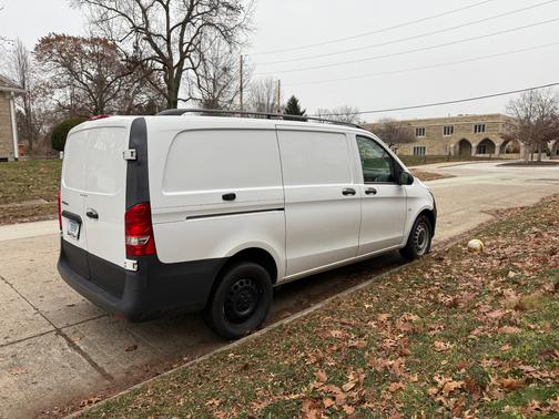 2018 Mercedes-Benz Metris Base