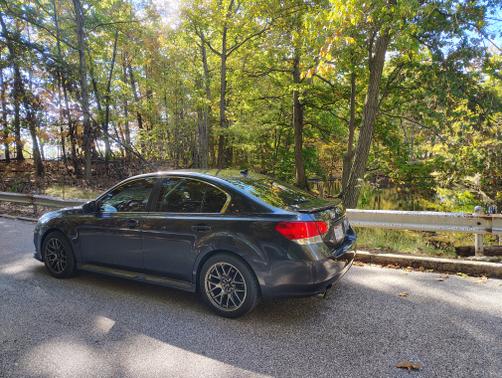 2011 Subaru Legacy 2.5 GT Limited