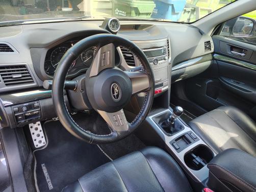 2011 Subaru Legacy 2.5 GT Limited
