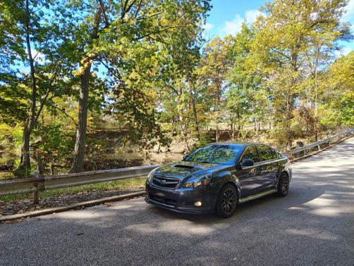 2011 Subaru Legacy 2.5 GT Limited