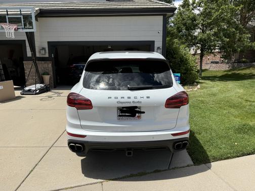 2015 Porsche Cayenne Turbo