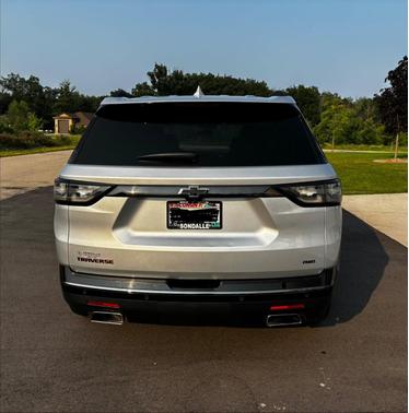 Silver 2019 Chevrolet Traverse Premier