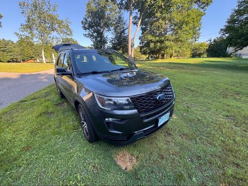 Gray 2019 Ford Explorer Sport
