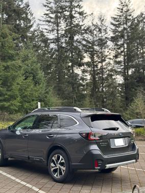 2022 Subaru Outback Touring