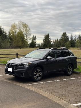 2022 Subaru Outback Touring