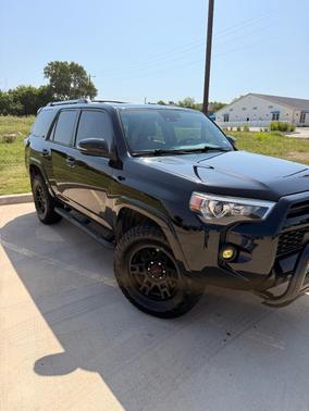 Black 2023 Toyota 4Runner SR5 Premium