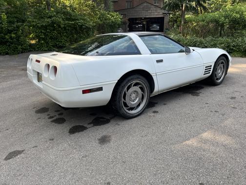 White 1993 Chevrolet Corvette Base