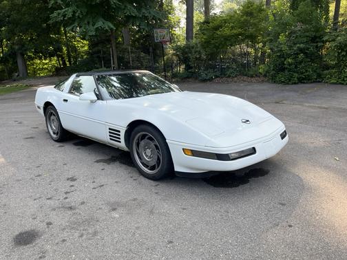 White 1993 Chevrolet Corvette Base