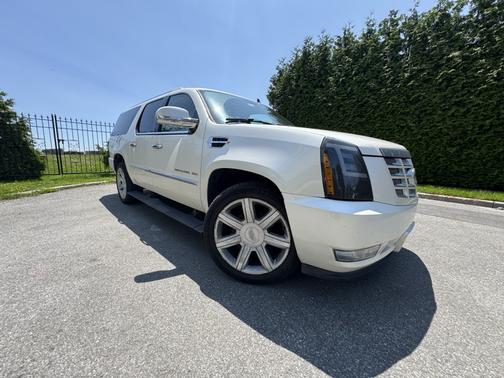 2011 Cadillac Escalade ESV Premium