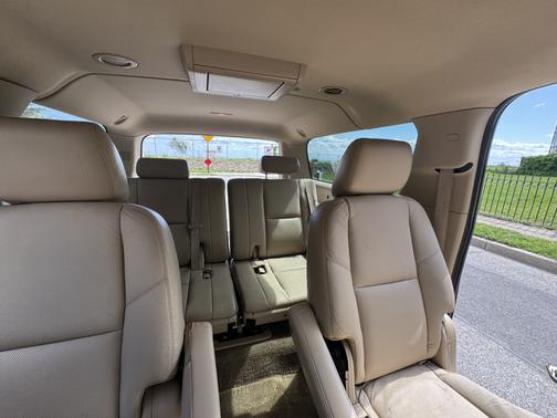 2011 Cadillac Escalade ESV Premium