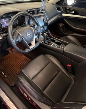 Black 2023 Nissan Maxima SV