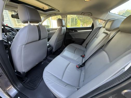 Gray 2017 Honda Civic EX-L