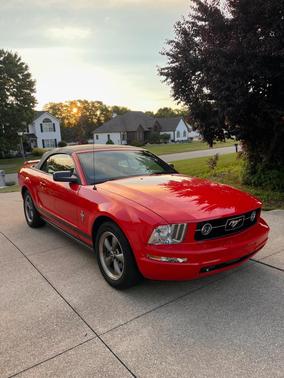 Red 2006 Ford Mustang Base