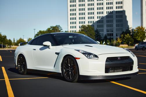 2009 Nissan GT-R Premium