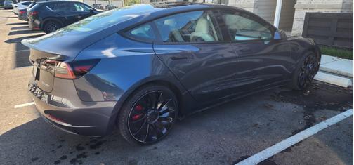 2023 Tesla Model 3 Performance