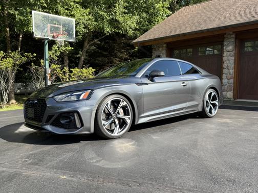 2022 Audi RS 5 2.9T