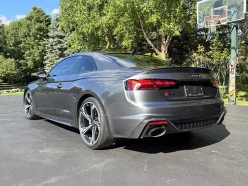 2022 Audi RS 5 2.9T