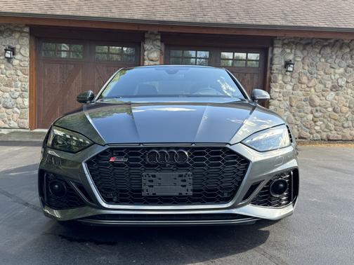 2022 Audi RS 5 2.9T