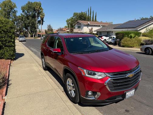 Red 2019 Chevrolet Traverse LT Leather