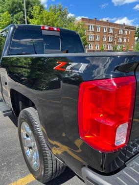 Black 2018 Chevrolet Silverado 1500 2LZ