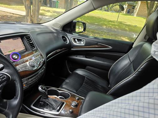 2017 INFINITI QX60 Base