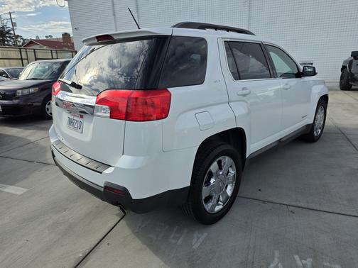 White 2015 GMC Terrain SLT-1
