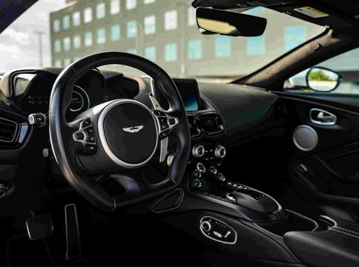 White 2019 Aston Martin Vantage Base