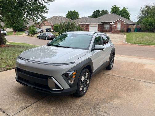 Gray 2024 Hyundai KONA SEL