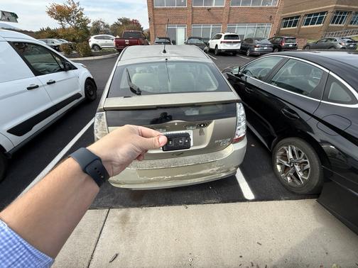 Gold 2006 Toyota Prius Base