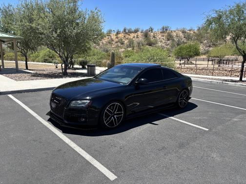 Black 2008 Audi S5 4.2 quattro