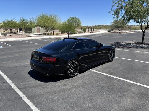 Black 2008 Audi S5 4.2 quattro