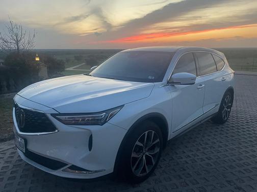 White 2022 Acura MDX Technology Package