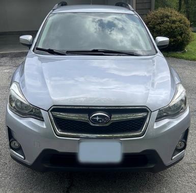 Gray 2017 Subaru Crosstrek 2.0i Premium