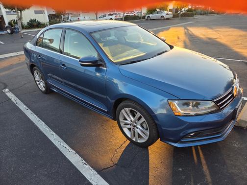 2017 Volkswagen Jetta 1.8T SEL
