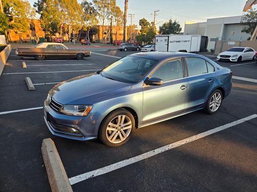 2017 Volkswagen Jetta 1.8T SEL