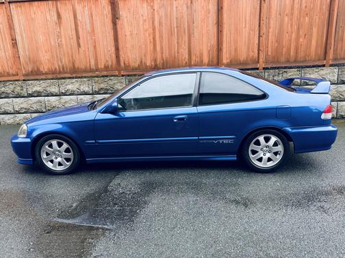 Blue 2000 Honda Civic Si