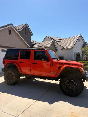 Orange 2018 Jeep Wrangler Unlimited Rubicon
