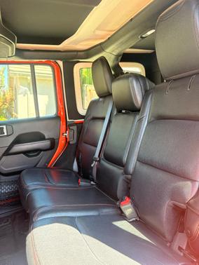 Orange 2018 Jeep Wrangler Unlimited Rubicon