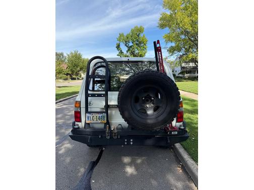 1993 Toyota Land Cruiser Base