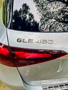 Silver 2024 Mercedes-Benz GLE 450 4MATIC