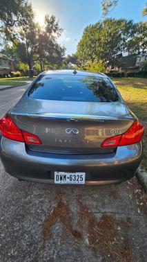 2011 INFINITI G37x Base