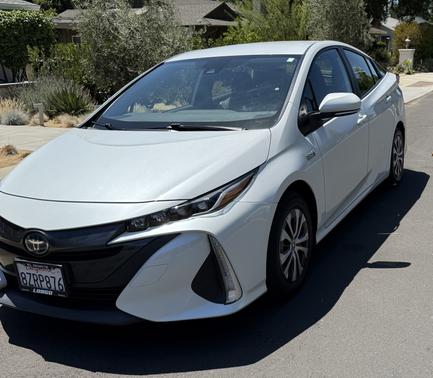 2021 Toyota Prius Prime XLE