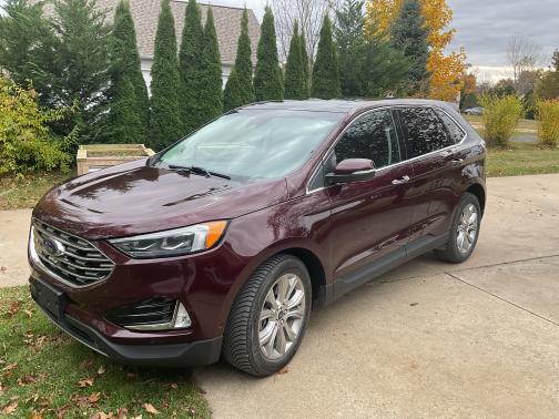 2019 Ford Edge Titanium