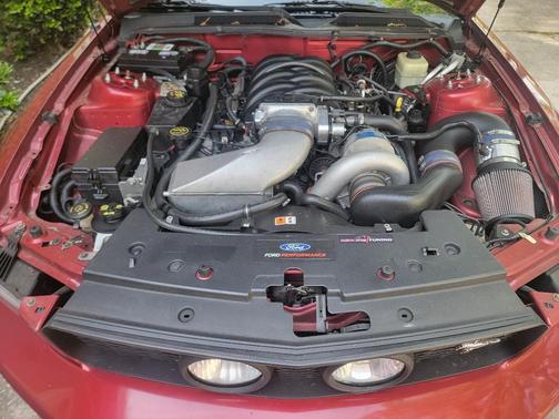 Red 2006 Ford Mustang GT
