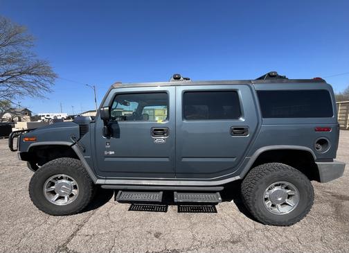 2005 Hummer H2 Base